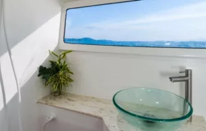 Flybridge Catamaran 52