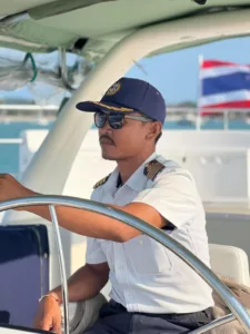 captain sailing samui luxury party boat