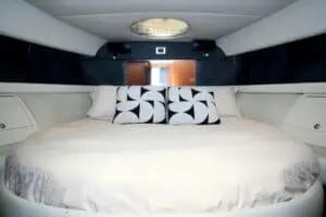 fairline 43 berth