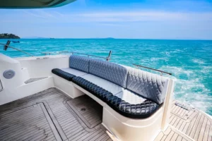 Fairline Yacht